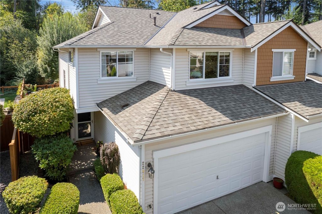 22917 SE 241st Place, Maple Valley, WA 98038