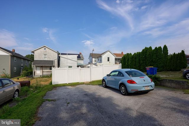 1234 MAIN ST, Harrisburg, PA 17113