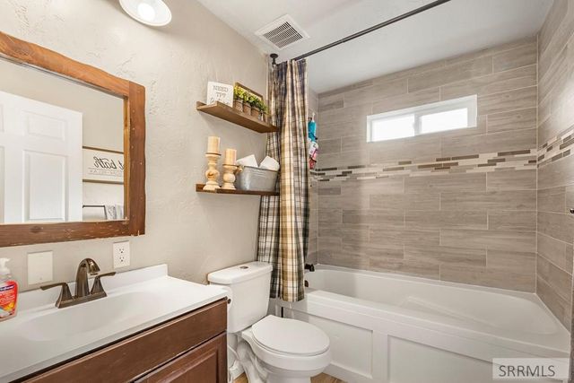 2799 S 3000 W, Rexburg, ID 83440