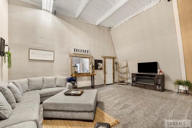 2799 S 3000 W, Rexburg, ID 83440