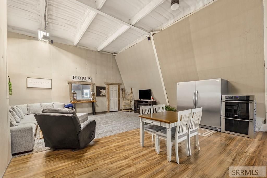 Image 10 of property listing at 2799 S 3000 W, Rexburg, ID 83440