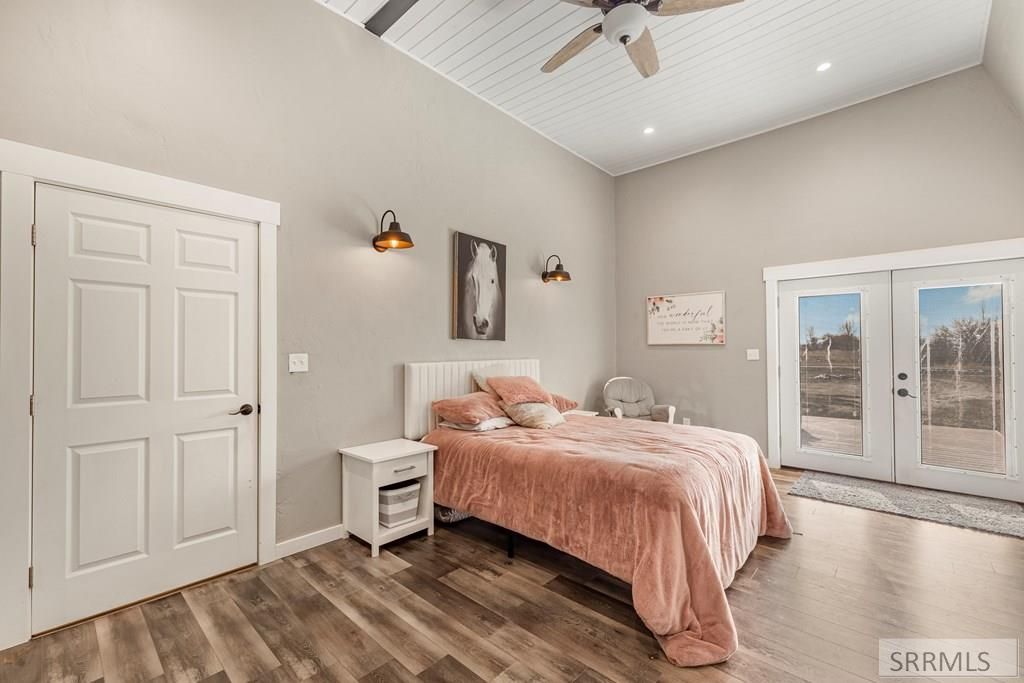 Image 17 of property listing at 2799 S 3000 W, Rexburg, ID 83440