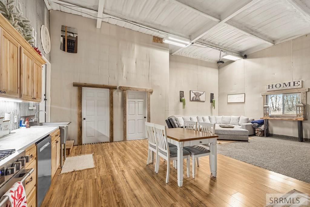 Image 9 of property listing at 2799 S 3000 W, Rexburg, ID 83440