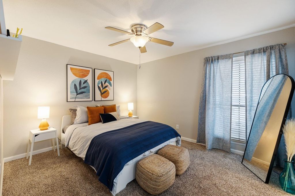 8701 Town Park Drive 5-1122, Houston, TX 77036