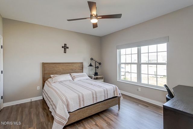 9851 Saugatuck Drive, Sylvania, OH 43560