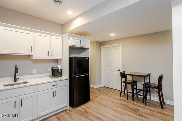 9851 Saugatuck Drive, Sylvania, OH 43560