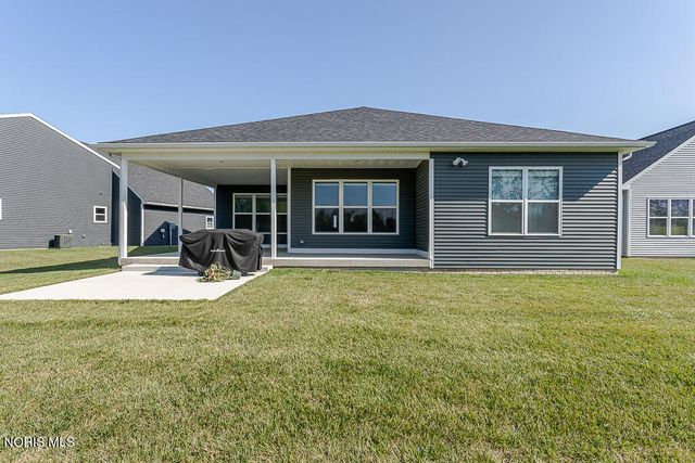 9851 Saugatuck Drive, Sylvania, OH 43560