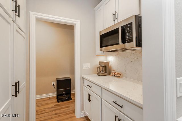 9851 Saugatuck Drive, Sylvania, OH 43560
