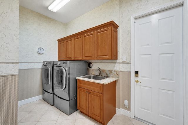 13027 SW 41st Street, Davie, FL 33330