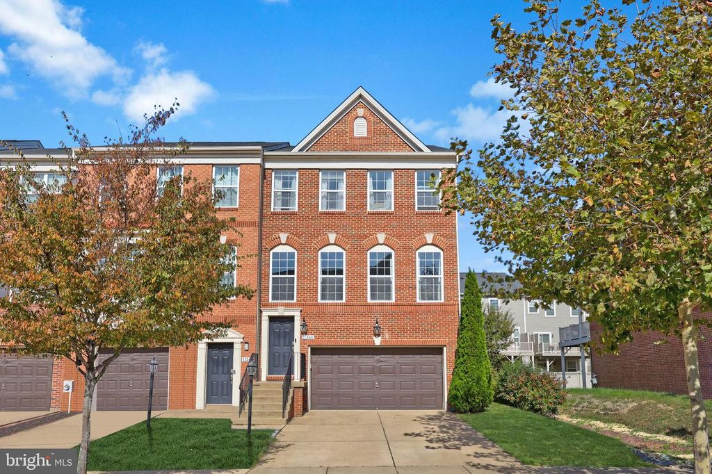 11366 SANDHURST PL, White Plains, MD 20695