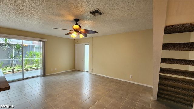 3277 Royal Canadian TRCE 3, Fort Myers, FL 33907