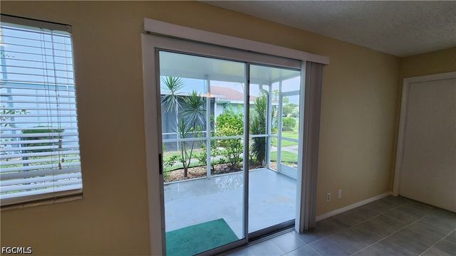 3277 Royal Canadian TRCE 3, Fort Myers, FL 33907