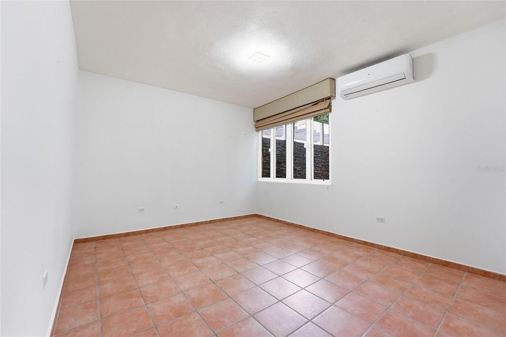 Image 13 of property listing at 182 DORADO BEACH EAST, Dorado, PR 00646