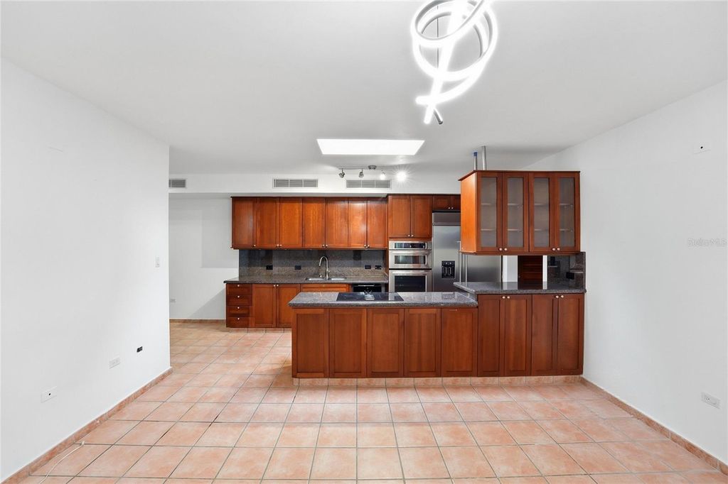 Image 4 of property listing at 182 DORADO BEACH EAST, Dorado, PR 00646