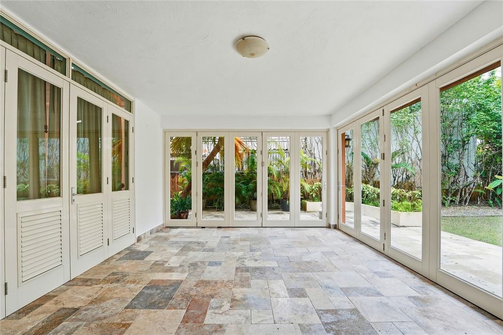 Image 6 of property listing at 182 DORADO BEACH EAST, Dorado, PR 00646