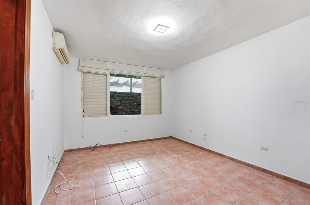 Image 10 of property listing at 182 DORADO BEACH EAST, Dorado, PR 00646