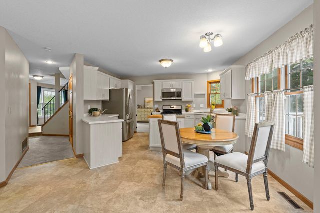 11107 Rhode Island Avenue S, Bloomington, MN 55438