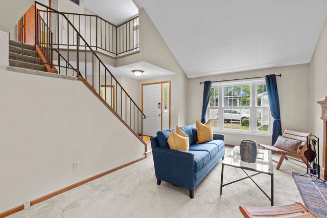 11107 Rhode Island Avenue S, Bloomington, MN 55438