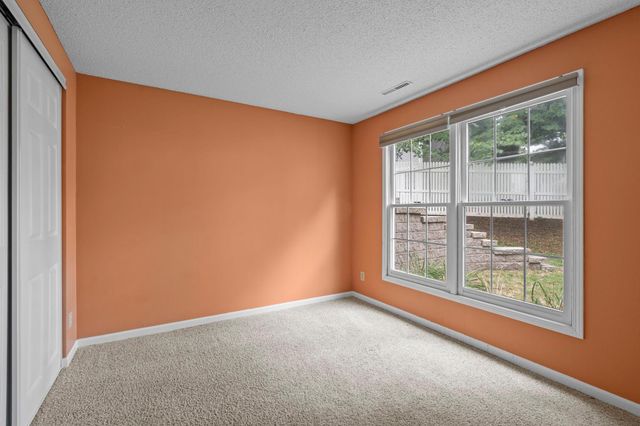 11107 Rhode Island Avenue S, Bloomington, MN 55438