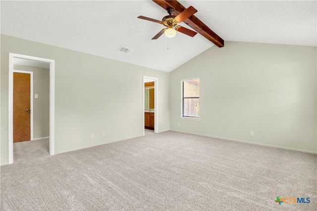 146 Twin Oak Road, Seguin, TX 78155