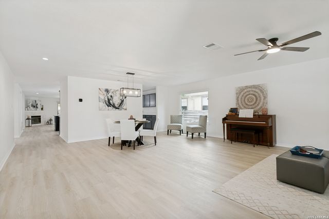 9030 MANSFIELD, San Antonio, TX 78251