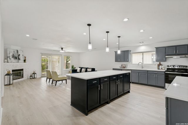 9030 MANSFIELD, San Antonio, TX 78251
