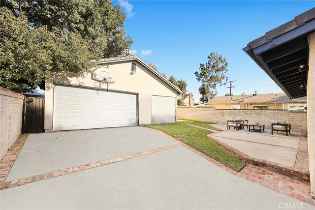 204 N Vega Street, Alhambra, CA 91801