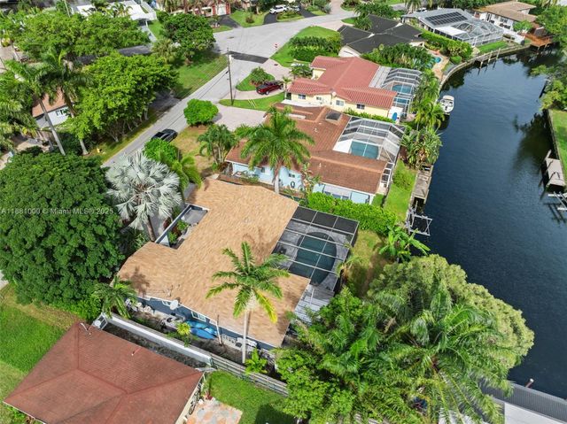 2010 NW 35th St, Oakland Park, FL 33309