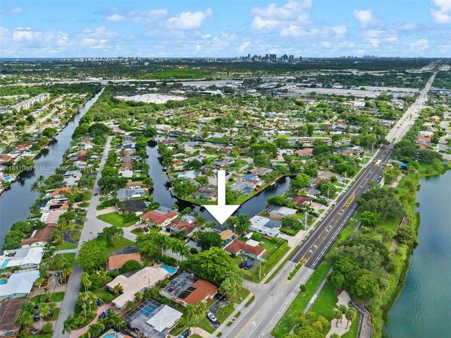 2010 NW 35th St, Oakland Park, FL 33309
