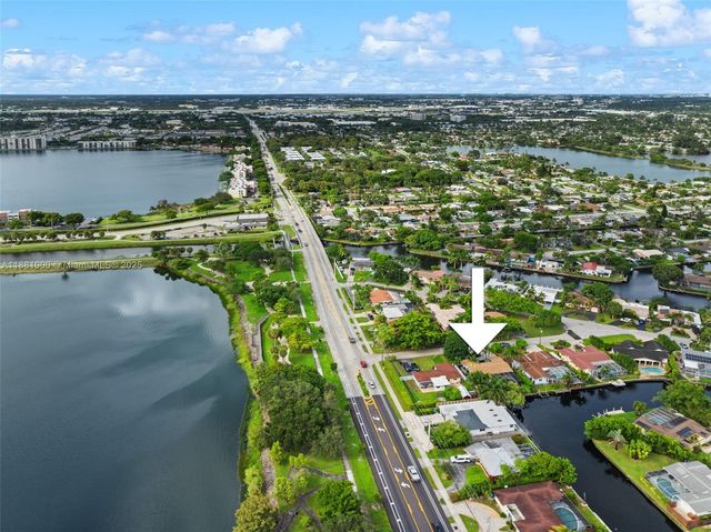 2010 NW 35th St, Oakland Park, FL 33309