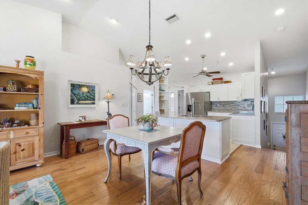 Image 16 of property listing at 7518 MARSH ORCHID CIRCLE 9-202, Bradenton, FL 34203