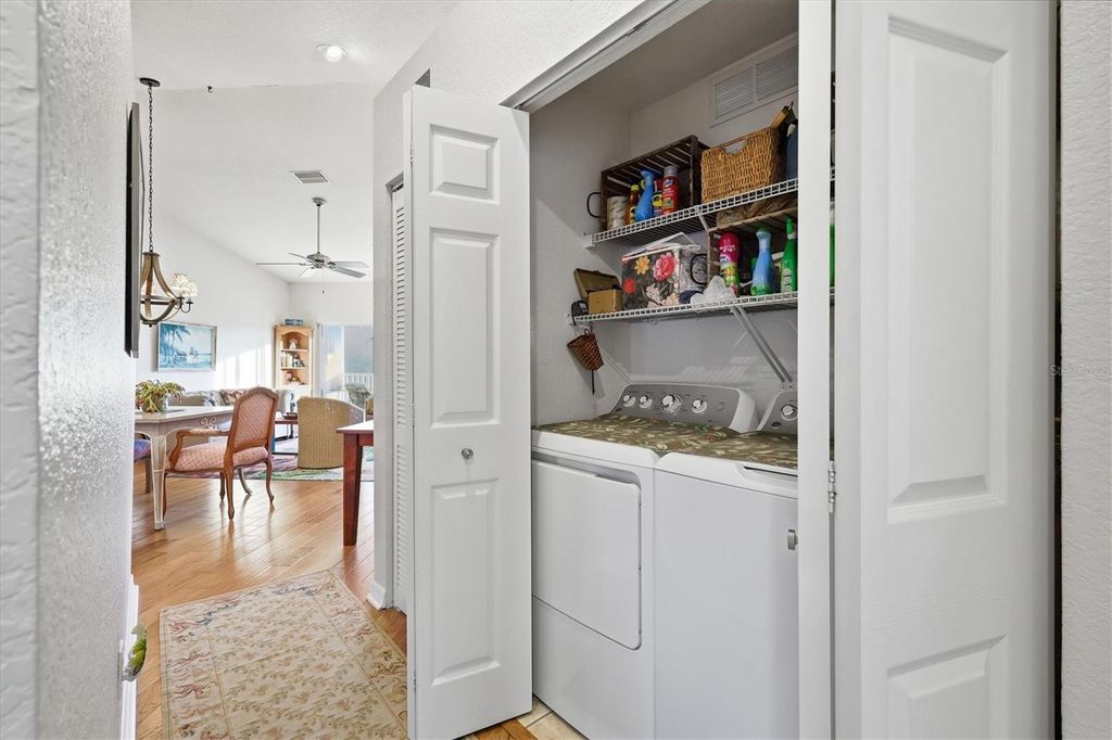 Image 27 of property listing at 7518 MARSH ORCHID CIRCLE 9-202, Bradenton, FL 34203