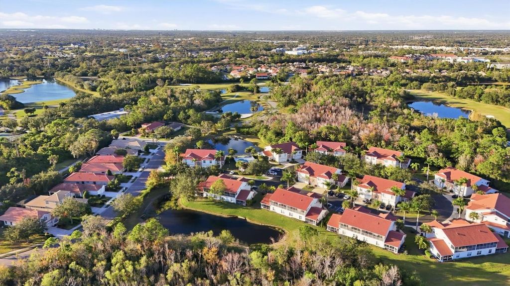 Image 53 of property listing at 7518 MARSH ORCHID CIRCLE 9-202, Bradenton, FL 34203