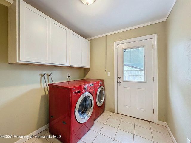 9421 Sunshine Grove Road, Brooksville, FL 34613