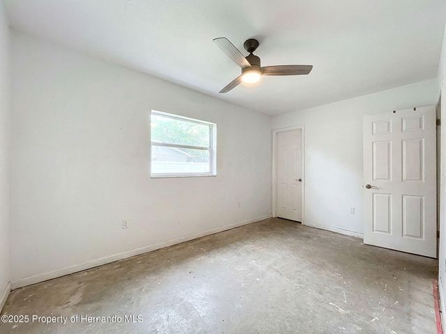 9421 Sunshine Grove Road, Brooksville, FL 34613