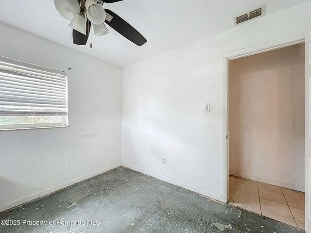 9421 Sunshine Grove Road, Brooksville, FL 34613