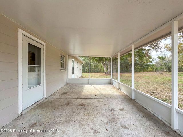 9421 Sunshine Grove Road, Brooksville, FL 34613