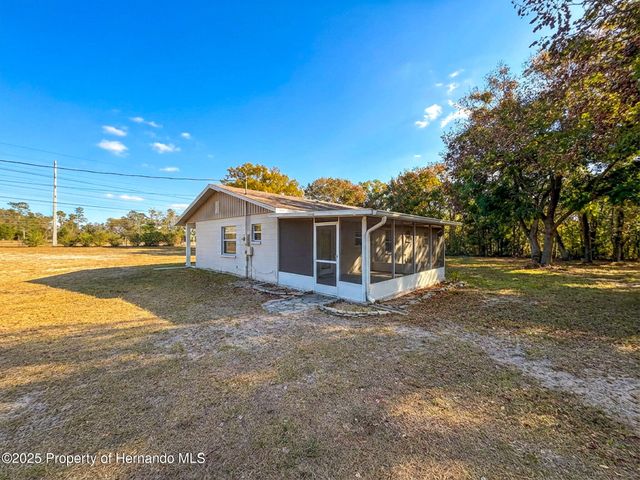 9421 Sunshine Grove Road, Brooksville, FL 34613