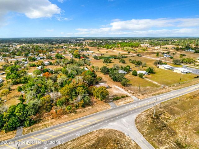 9421 Sunshine Grove Road, Brooksville, FL 34613