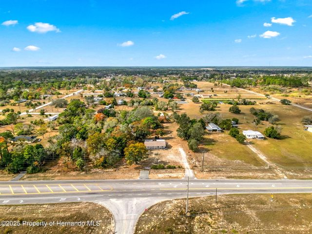 9421 Sunshine Grove Road, Brooksville, FL 34613