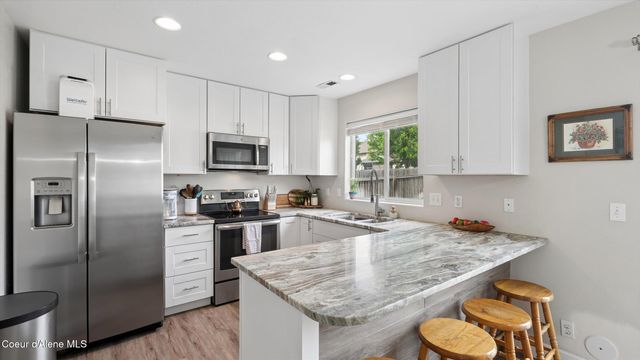 6562 N Harlans Hawk LN, Coeur D'alene, ID 83815