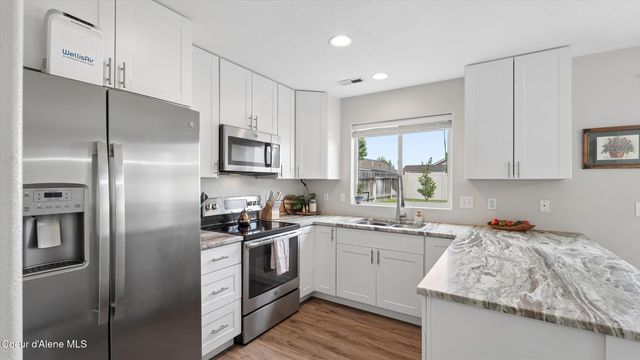 6562 N Harlans Hawk LN, Coeur D'alene, ID 83815