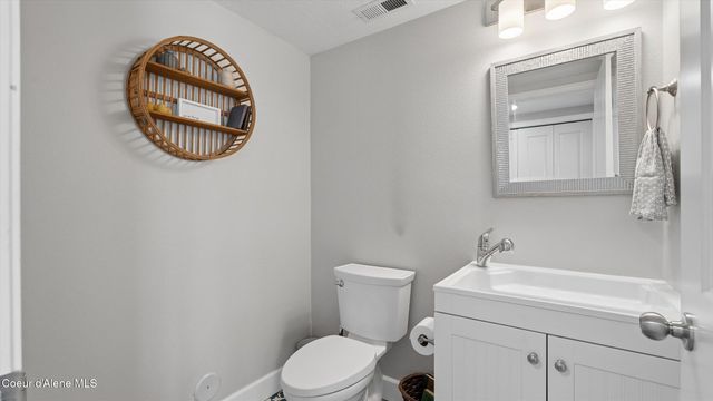 6562 N Harlans Hawk LN, Coeur D'alene, ID 83815