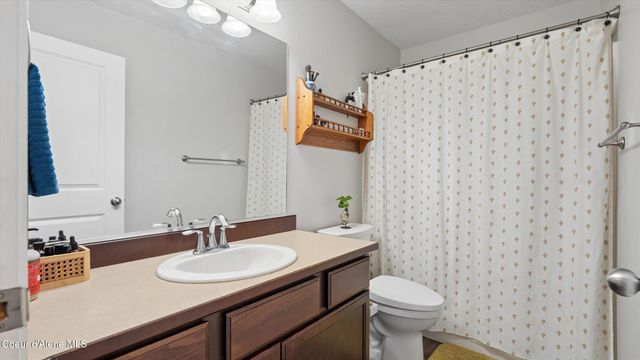 6562 N Harlans Hawk LN, Coeur D'alene, ID 83815