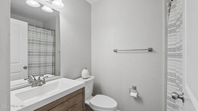 6562 N Harlans Hawk LN, Coeur D'alene, ID 83815