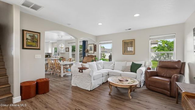 6562 N Harlans Hawk LN, Coeur D'alene, ID 83815