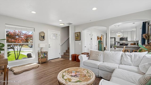 6562 N Harlans Hawk LN, Coeur D'alene, ID 83815