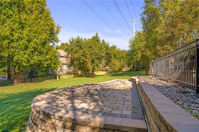 12564 Farley Street, Overland Park, KS 66213