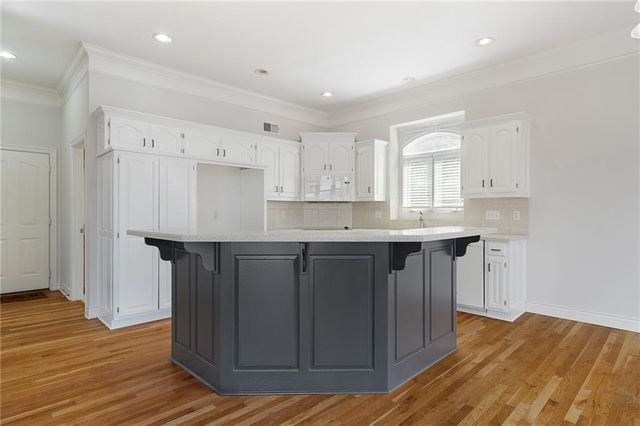 12564 Farley Street, Overland Park, KS 66213