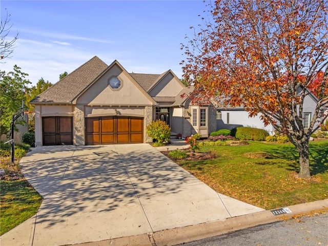 12564 Farley Street, Overland Park, KS 66213